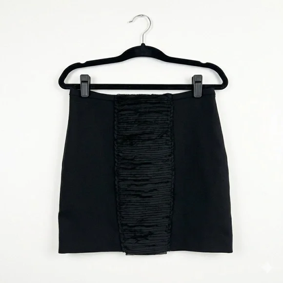 Alessandro Dell'Acqua Black Mini Skirt with Front Ruffle Panel 40 - Picture 2 of 8
